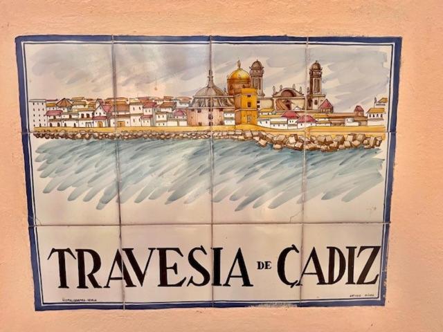 Gatu Sherry, Junto Puerto Deportivo Y Playa " Preferente Mayores De 25 Anos Y Familias " El Puerto de Santa María Exterior foto